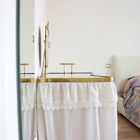 Lakeside Villa Del Pierangelo: Apartment Platanus * Cremia