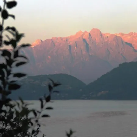 Апартаменты Lakeside Villa Del Pierangelo: Apartment Platanus *