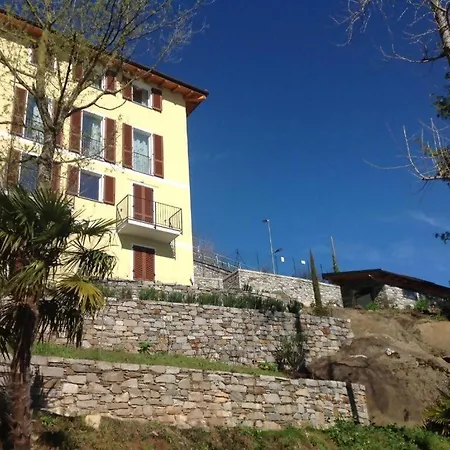 Lakeside Villa Del Pierangelo: Apartment Platanus Апартаменты