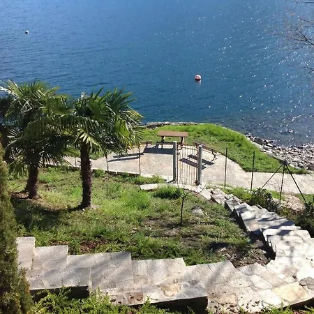 شقة Lakeside Del Pierangelo: Platanus كريميا