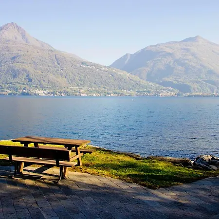 Lakefront Del Pierangelo Apartment Cremia