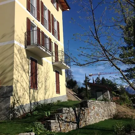 Lakeside Villa Del Pierangelo: Apartment Platanus