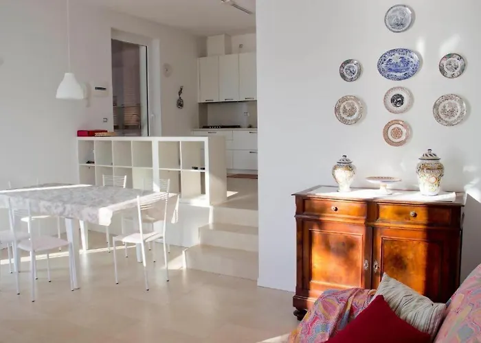 Lakeside Villa Del Pierangelo: Apartment Platanus *