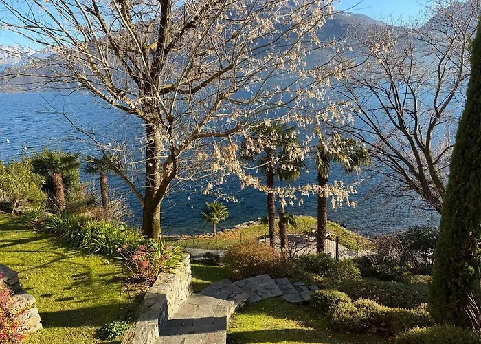 Lakeside Villa Del Pierangelo: Apartment Platanus