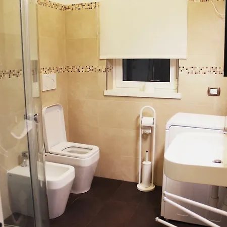 Lakeside Villa Del Pierangelo: Apartment Platanus アパート Cremia