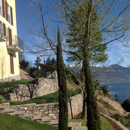 Lakeside Villa Del Pierangelo: Apartment Platanus *