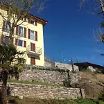 Lakeside Del Pierangelo: Platanus Cremia